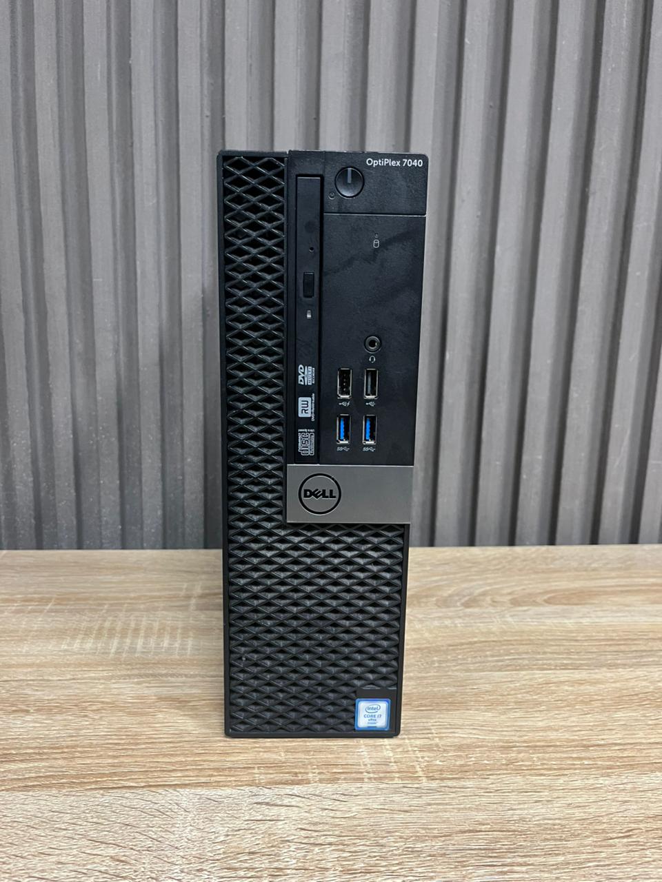 Dell Optiplex 7040 SFF Intel Core i7 vPro 6th Gen