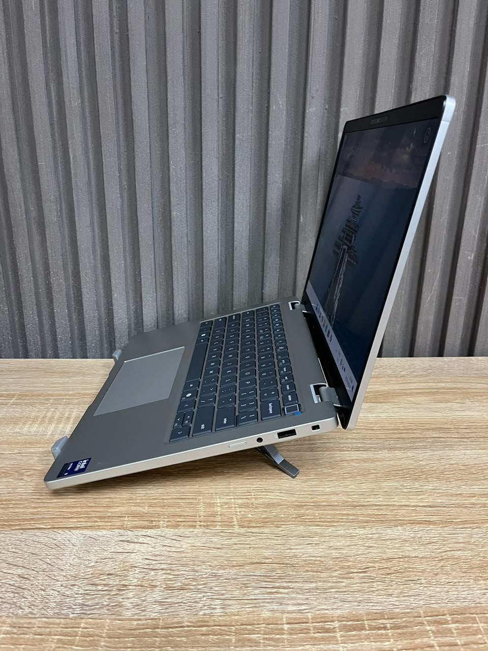 Dell Pro 14 Plus Intel Core Ultra 5 235U