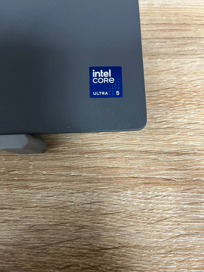 Dell Latitude 3550 Intel Core Ultra 5 125U