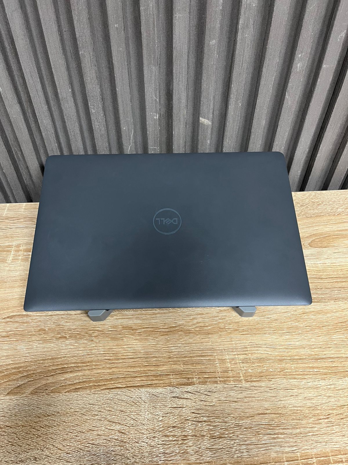 Dell Latitude 3550 Intel Core Ultra 5 125U