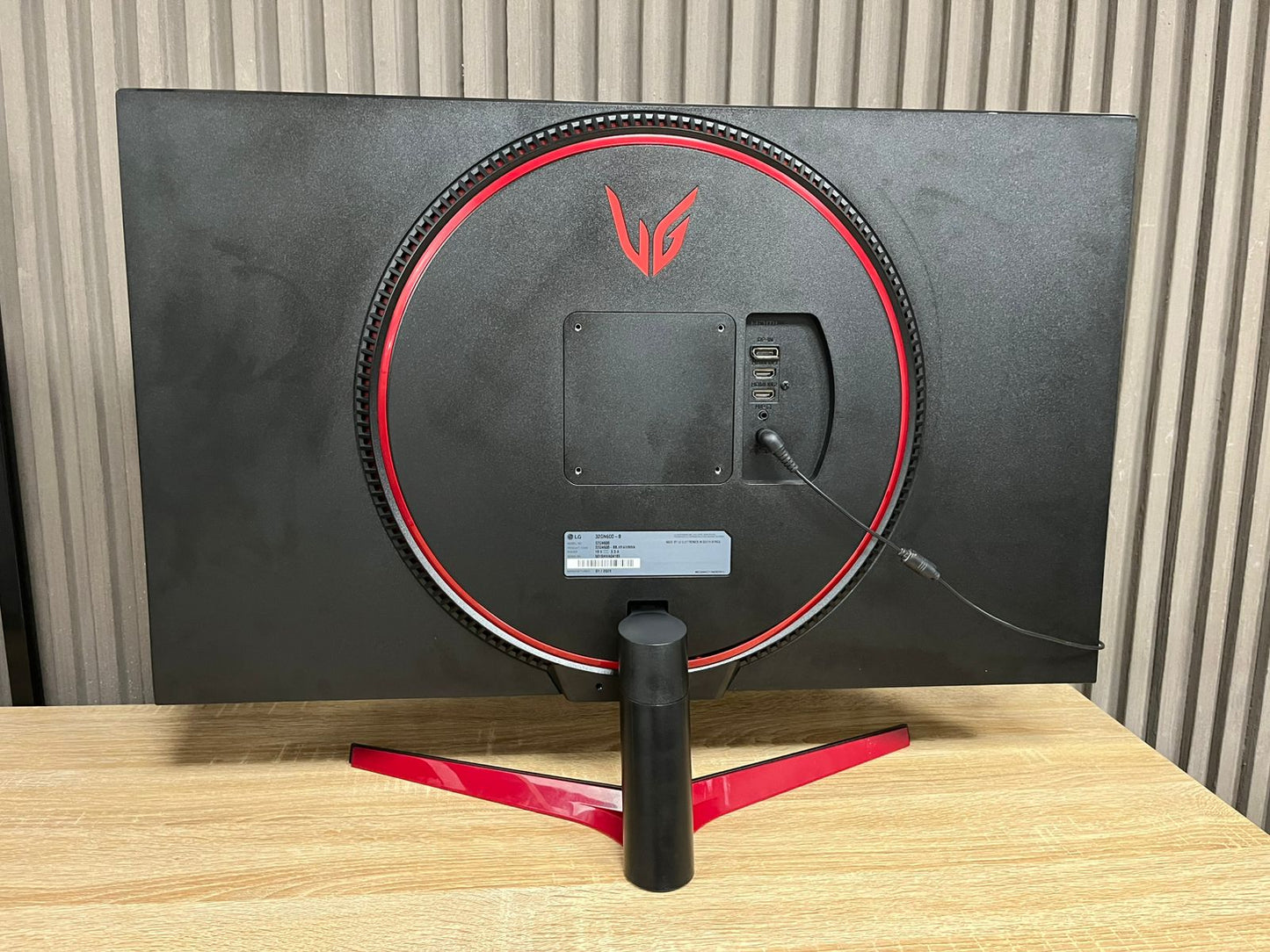 LG UltraGear 32GN600 32" QHD Gaming Monitor