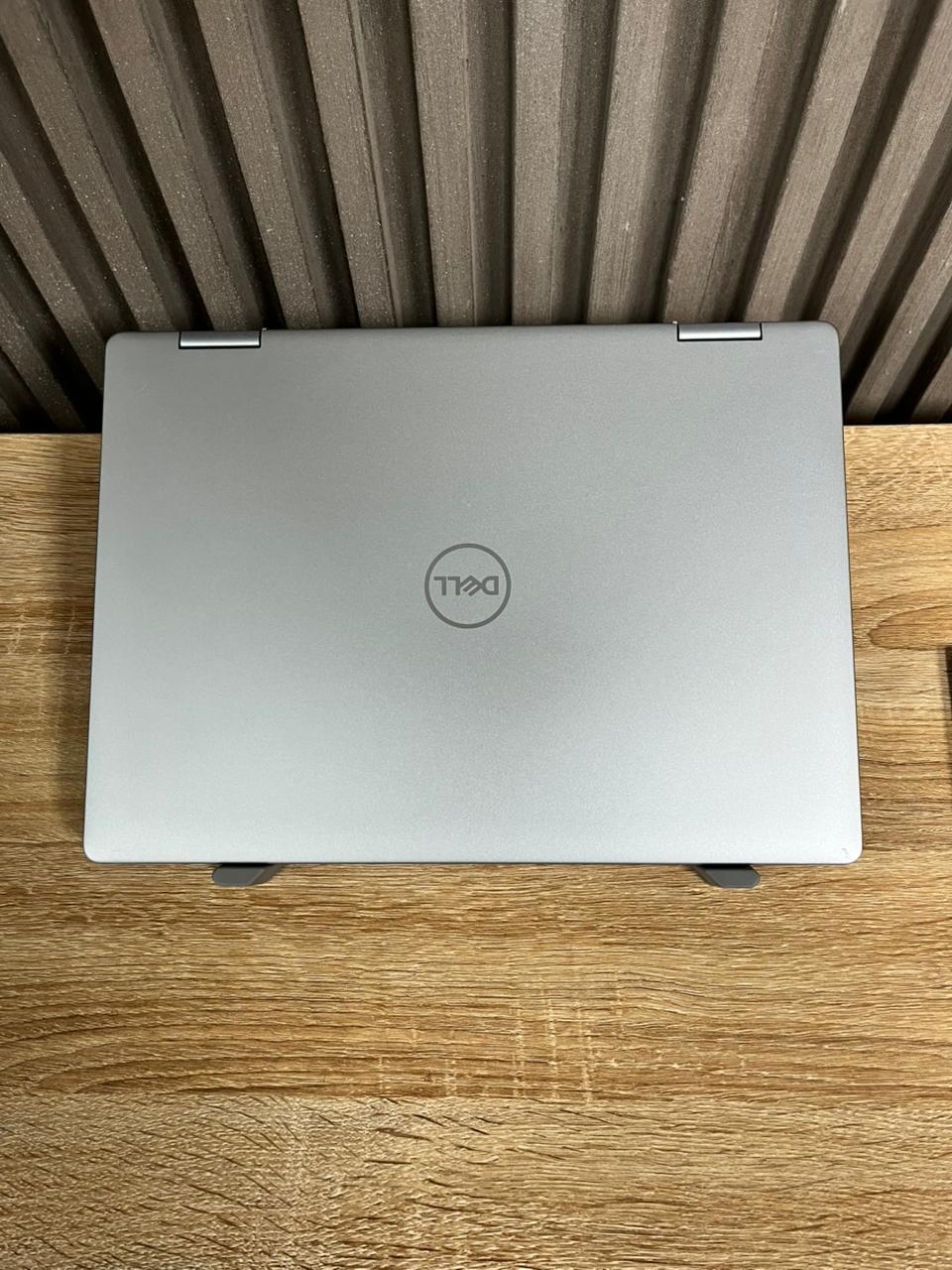 Dell Inspiron 14 7440 2-in-1 Intel Core 5 120U (Touchscreen)