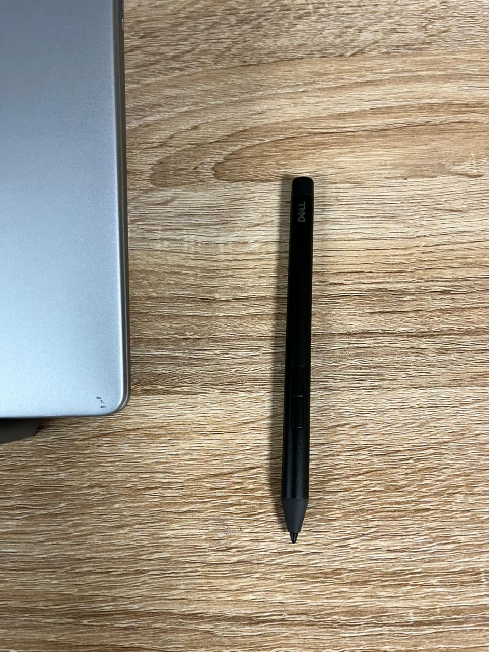 Dell Inspiron 14 7440 2-in-1 Intel Core 5 120U (Touchscreen)