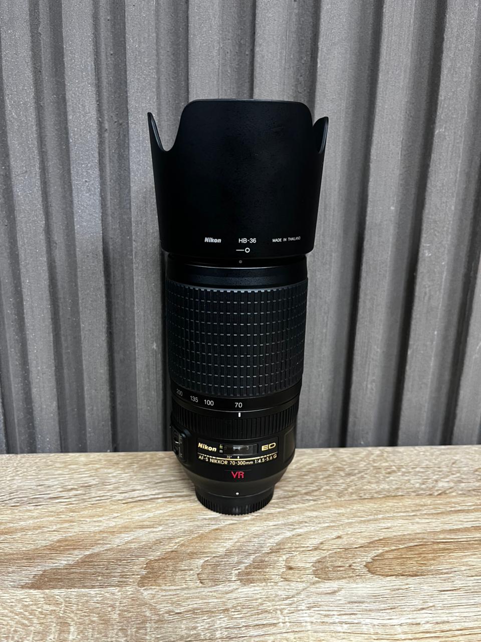 Nikon ED 70-300mm VR Lens