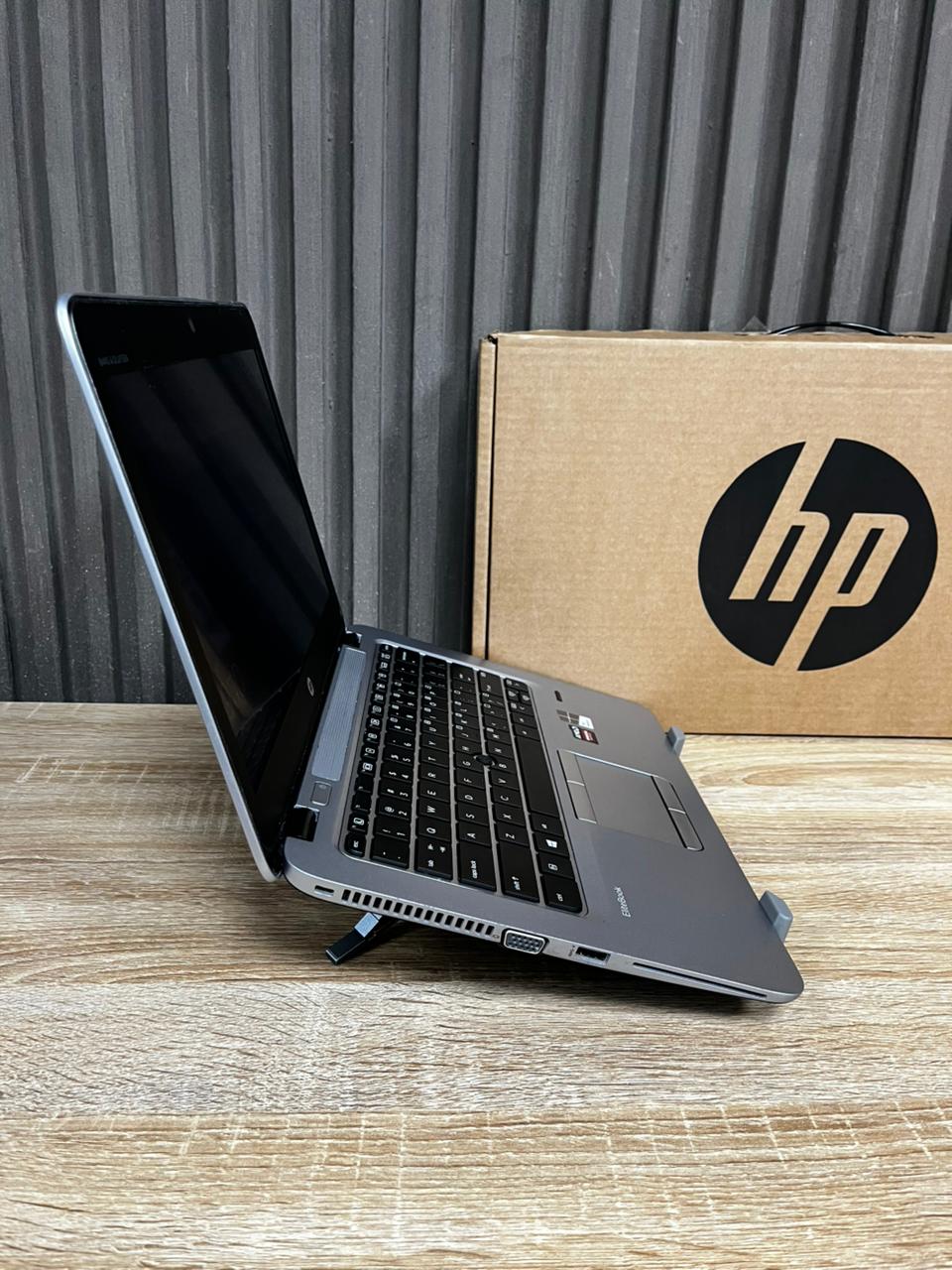 HP EliteBook 725 G4 AMD PRO A8-9600B R5
