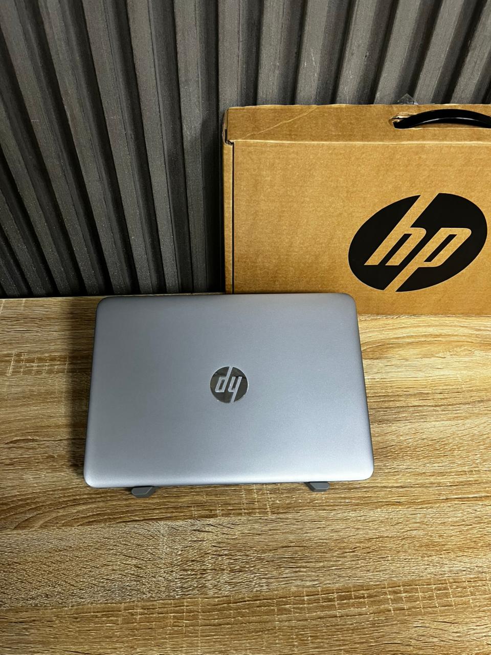 HP EliteBook 725 G4 AMD PRO A8-9600B R5