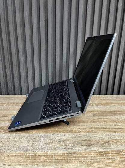 Dell Latitude 5520 Core i7 11th Gen