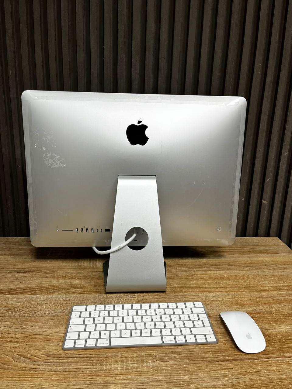 iMac 21-inch Core i5 2017 Model