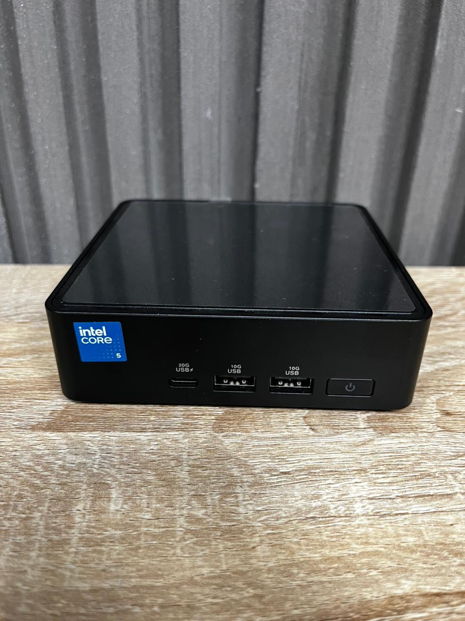 Asus NUC15CRK Mini PC Intel Core 5