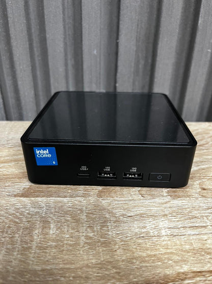 Asus NUC15CRK Mini PC Intel Core 5