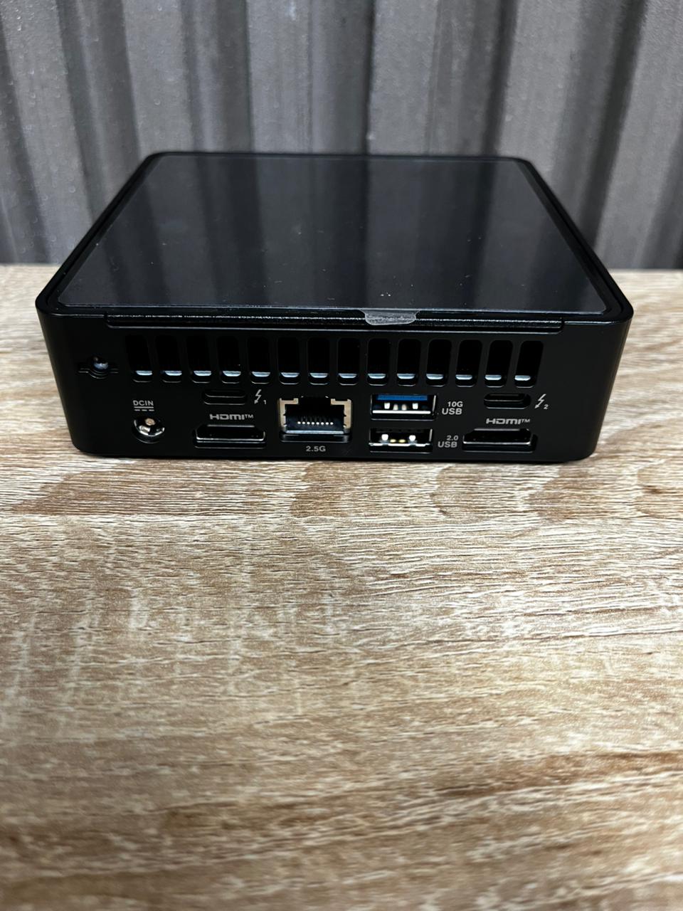 Asus NUC15CRK Mini PC Intel Core 5