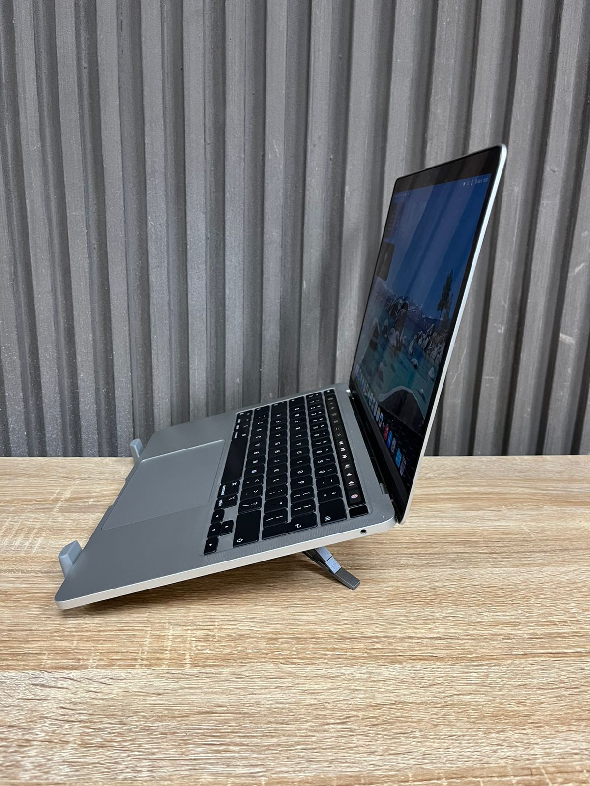 MacBook Pro 13-inch M2   Apple M2 Chip
