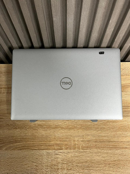 Dell Latitude 5520   Intel Core i7 11th Gen