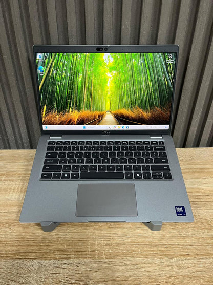 Dell Latitude 5450   Intel Core Ultra 5 vPro 135U