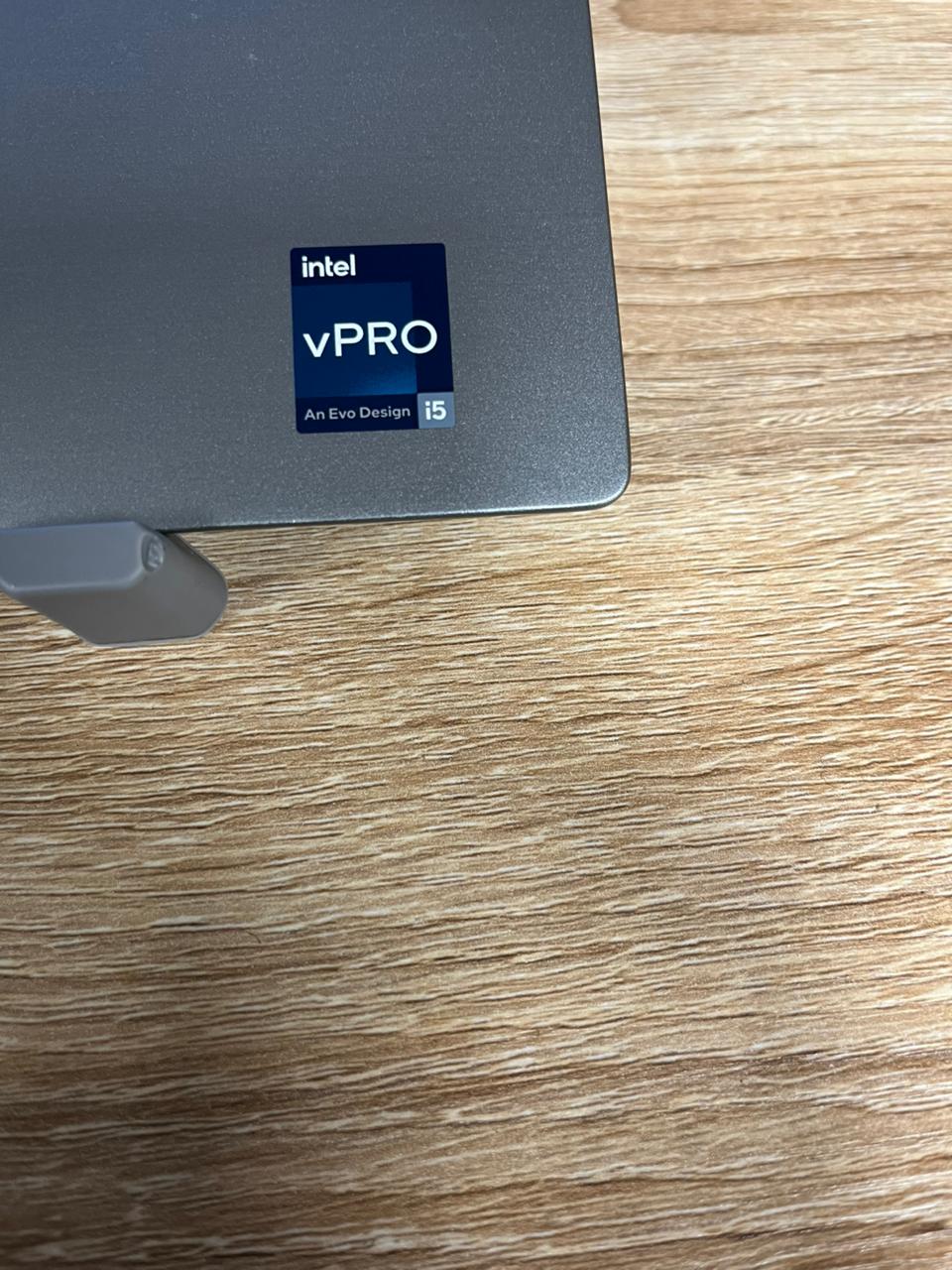 Dell Latitude 7440   Intel Core i5 vPro 13th Gen