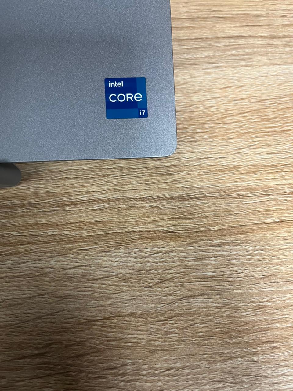 Dell Latitude 5520   Intel Core i7 11th Gen