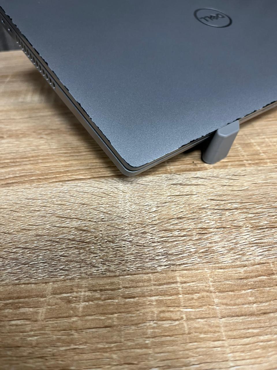 Dell Latitude 5430  Intel Core i7 vPro 12th Gen (1265U)