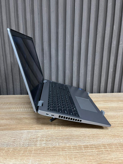 Dell Latitude 5520   Intel Core i7 11th Gen