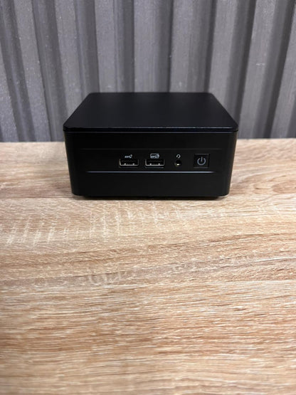 Intel Nuc  NUC12WSH   Intel Core i5 12th Gen 1240P