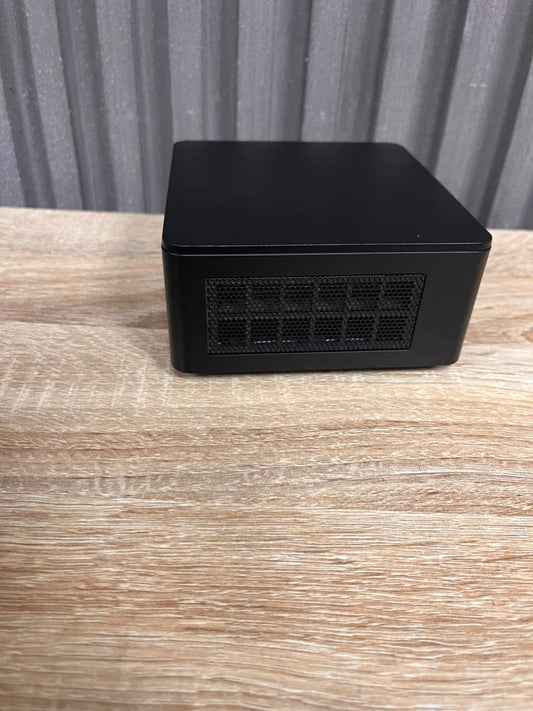 Intel Nuc  NUC12WSH   Intel Core i5 12th Gen 1240P