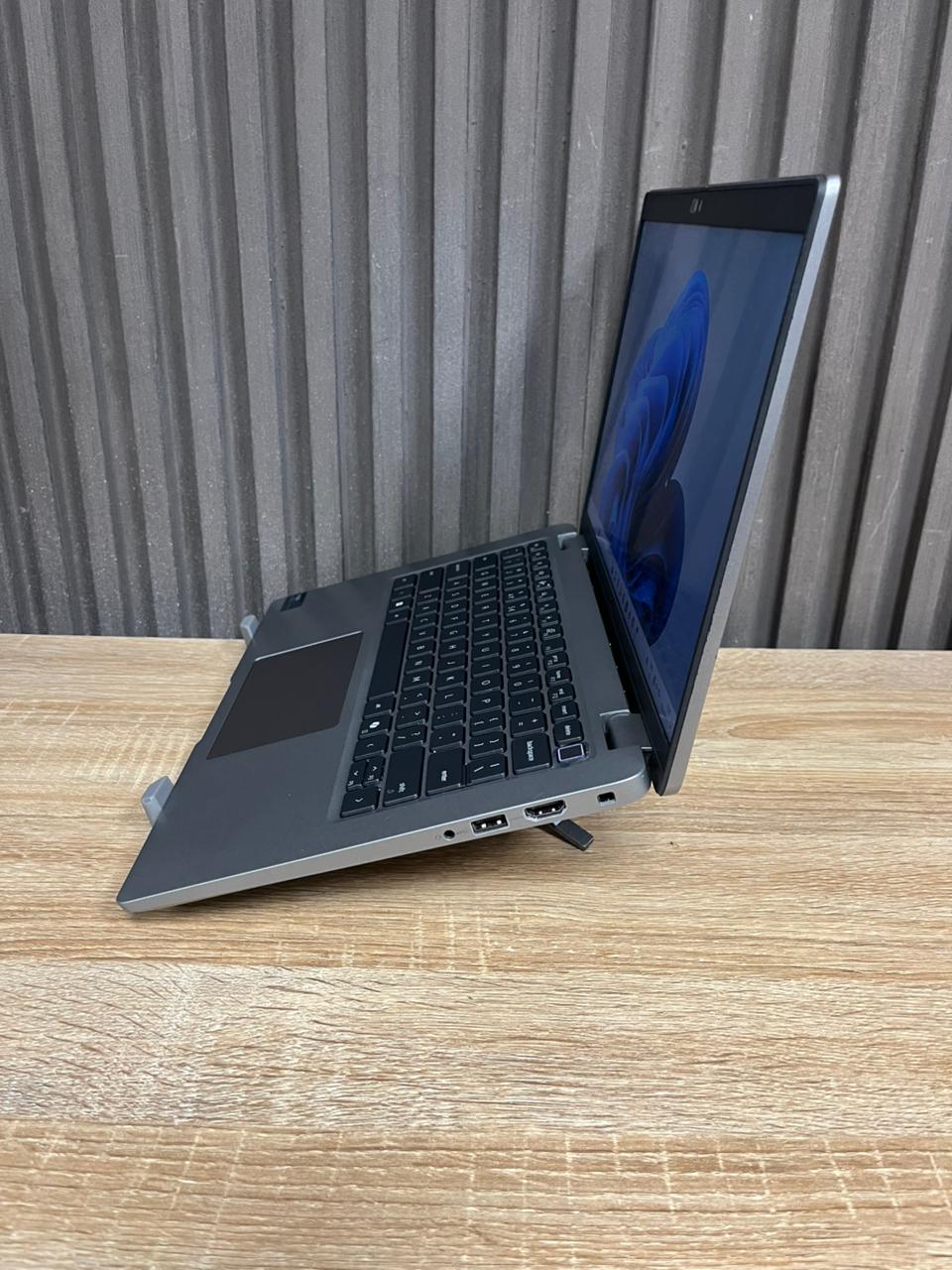 Dell Latitude 5450   Intel Core Ultra 5 vPro 135U