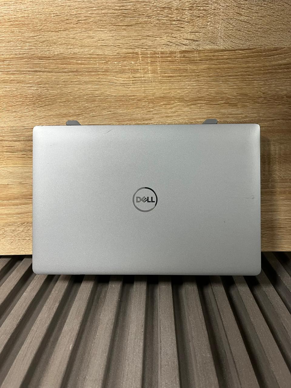 Dell Latitude 5430  Intel Core i7 vPro 12th Gen