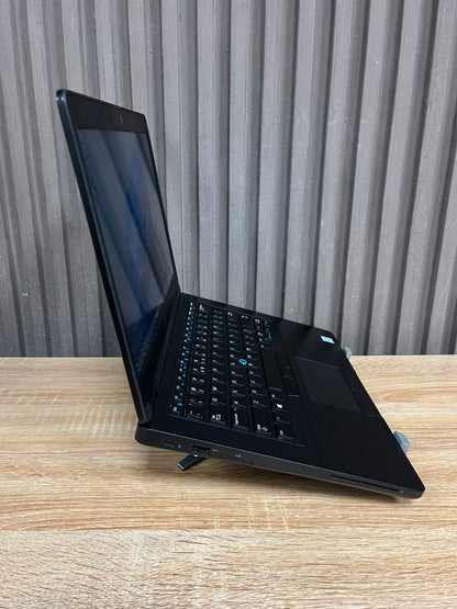 Dell Latitude 5490  Intel Core i7 vPro 8th Gen