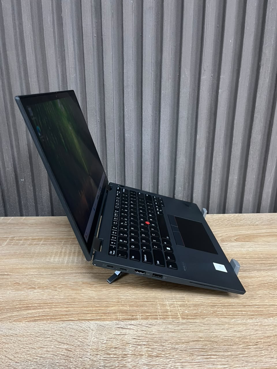 Lenovo Thinkpad X13 Yoga Gen 2  Intel Core i5 11th Gen