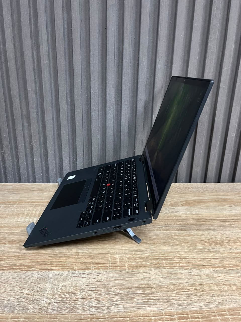 Lenovo Thinkpad X13 Yoga Gen 2  Intel Core i5 11th Gen