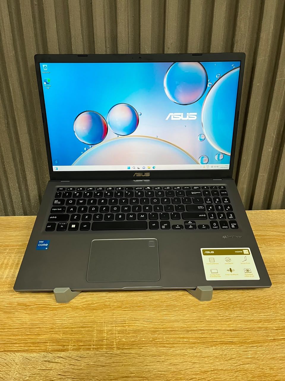 Asus. VivoBook X515EA Core i5 11th Gen