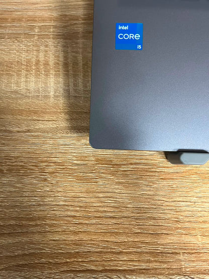 Asus. VivoBook X515EA Core i5 11th Gen