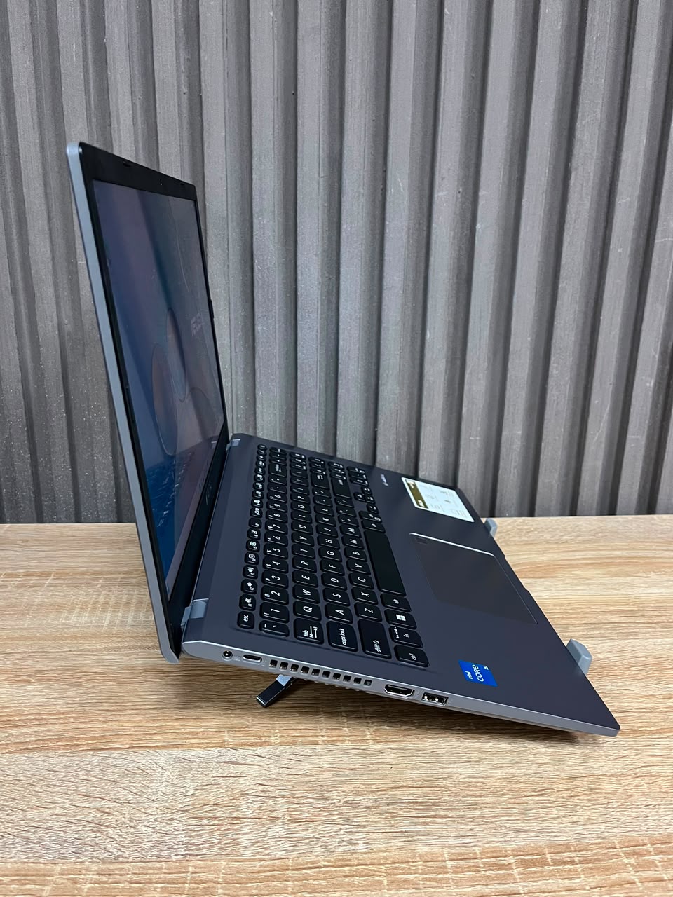 Asus. VivoBook X515EA Core i5 11th Gen