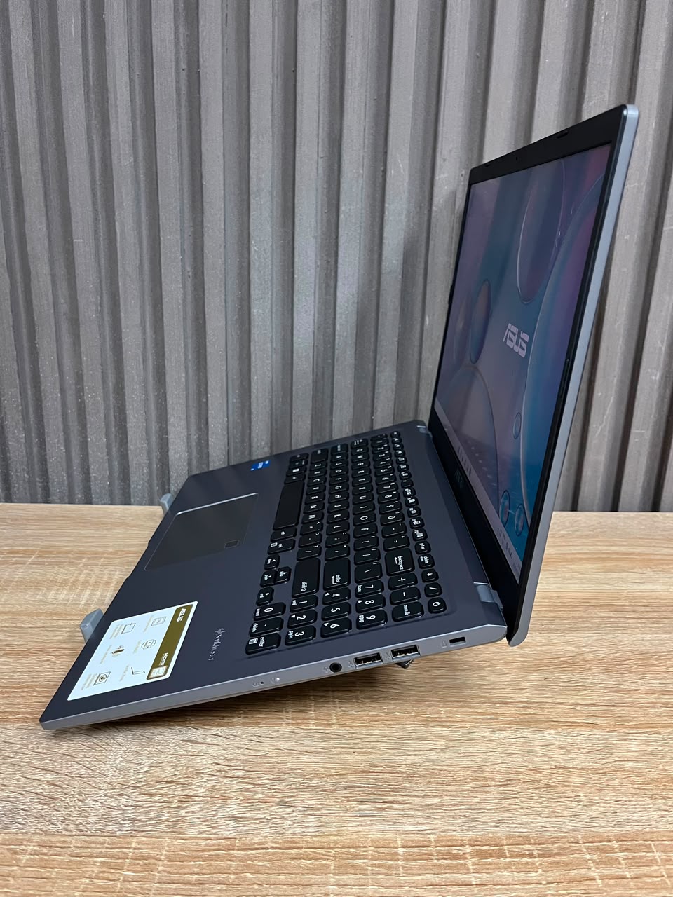 Asus. VivoBook X515EA Core i5 11th Gen