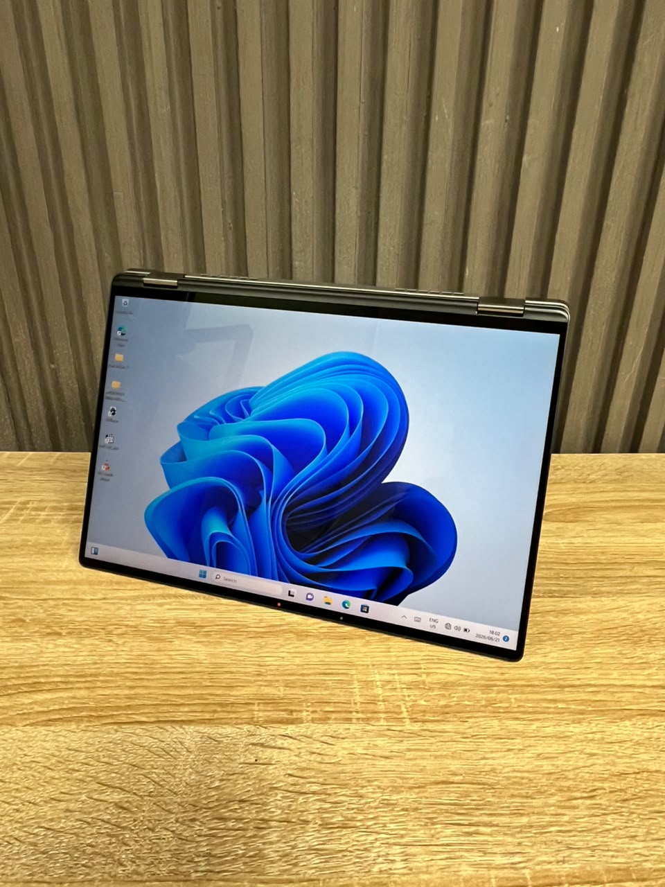 Dell Latitude 9420 Core i7 vPro 11th Gen (2-in-1 Touchscreen)