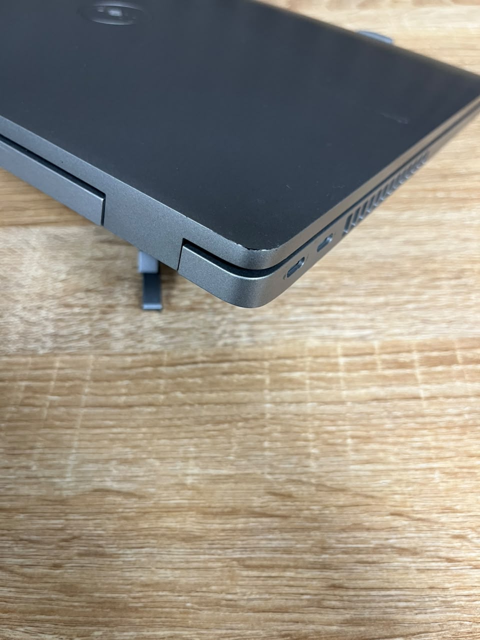 Dell Pro 16 PC16250  Intel Core Ultra 5 235U vPro