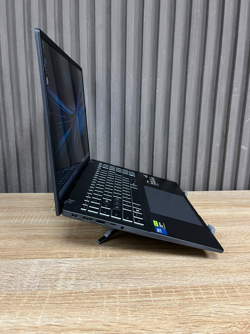 Asus V16 Gaming Intel Core 7 240H  Intel Core 7 240H