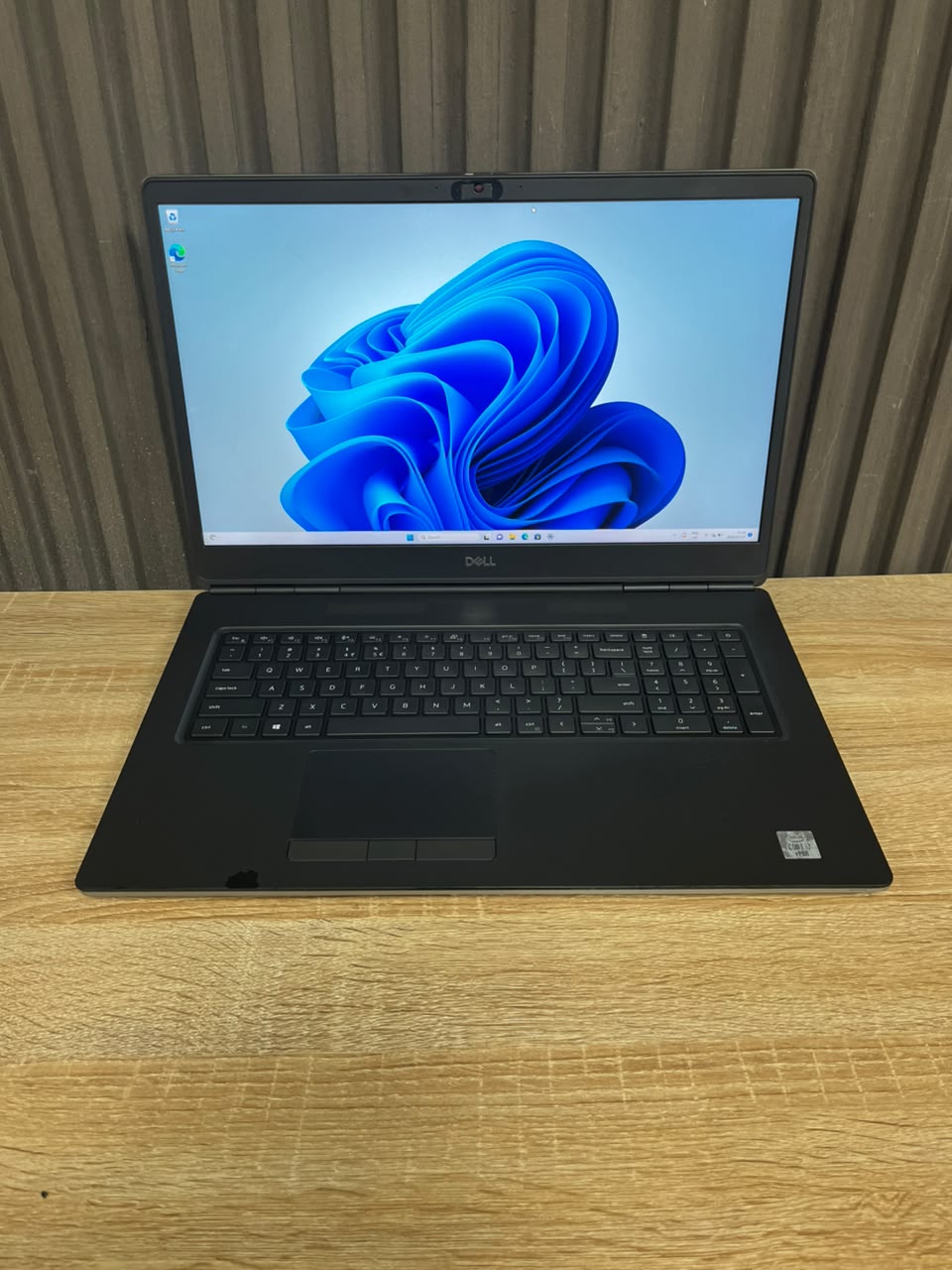 Dell Precision 7750 Mobile Workstation Core i7 vPro 10th Gen