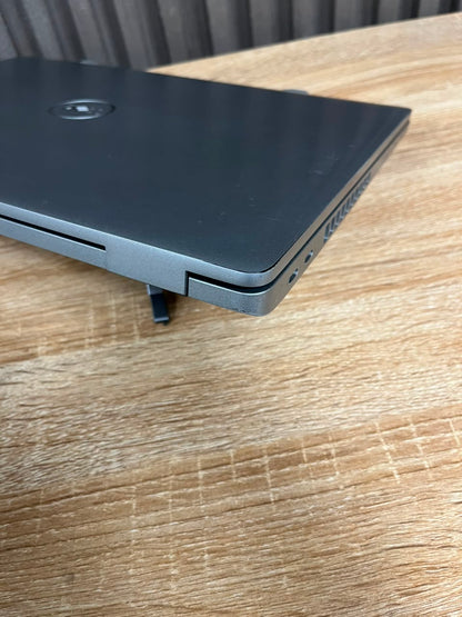 Dell Latitude 5530 Core i7 vPro 12th Gen