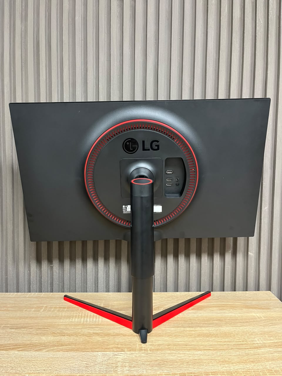 LG 32GK650F-B 32” UltraGear QHD Gaming Monitor