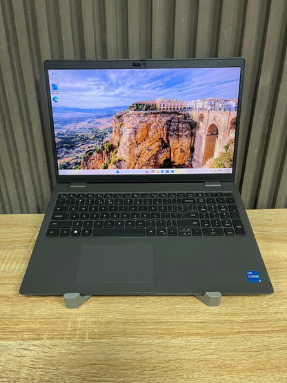 Dell Latitude 3540 Core i5 13th Gen