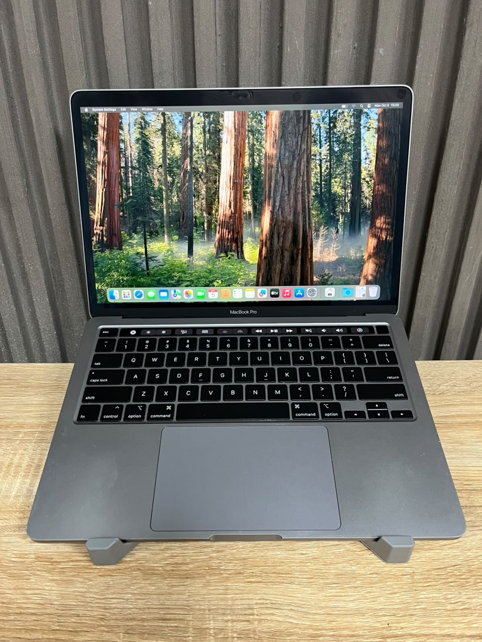 MacBook Pro 13-inch 2020 (TouchBar)  Intel Core i5 Quad Core